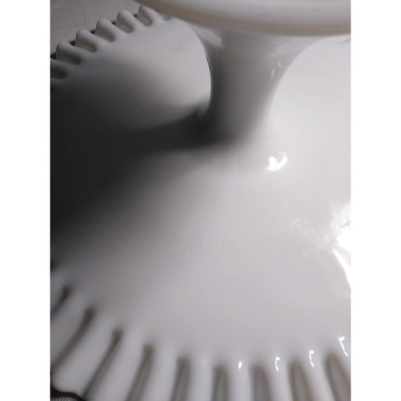 Fenton Milk Glass Spanish Lace Cake Stand - Picture 6 of 7
